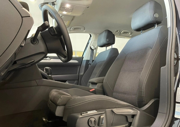 Volkswagen Passat cena 64900 przebieg: 199577, rok produkcji 2016 z Wałbrzych małe 781